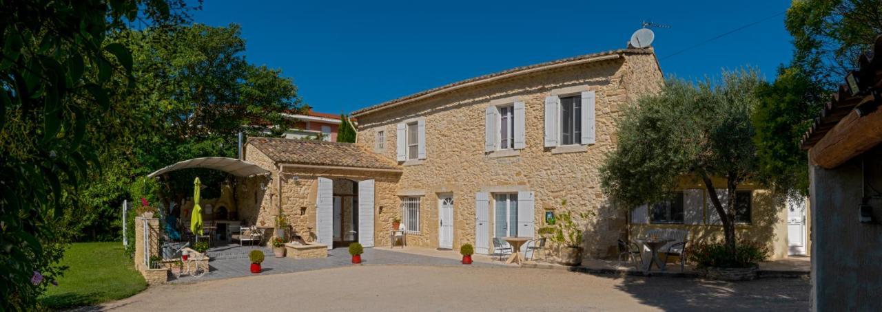 Le Mas Du Chat Bed & Breakfast Cavaillon Luaran gambar