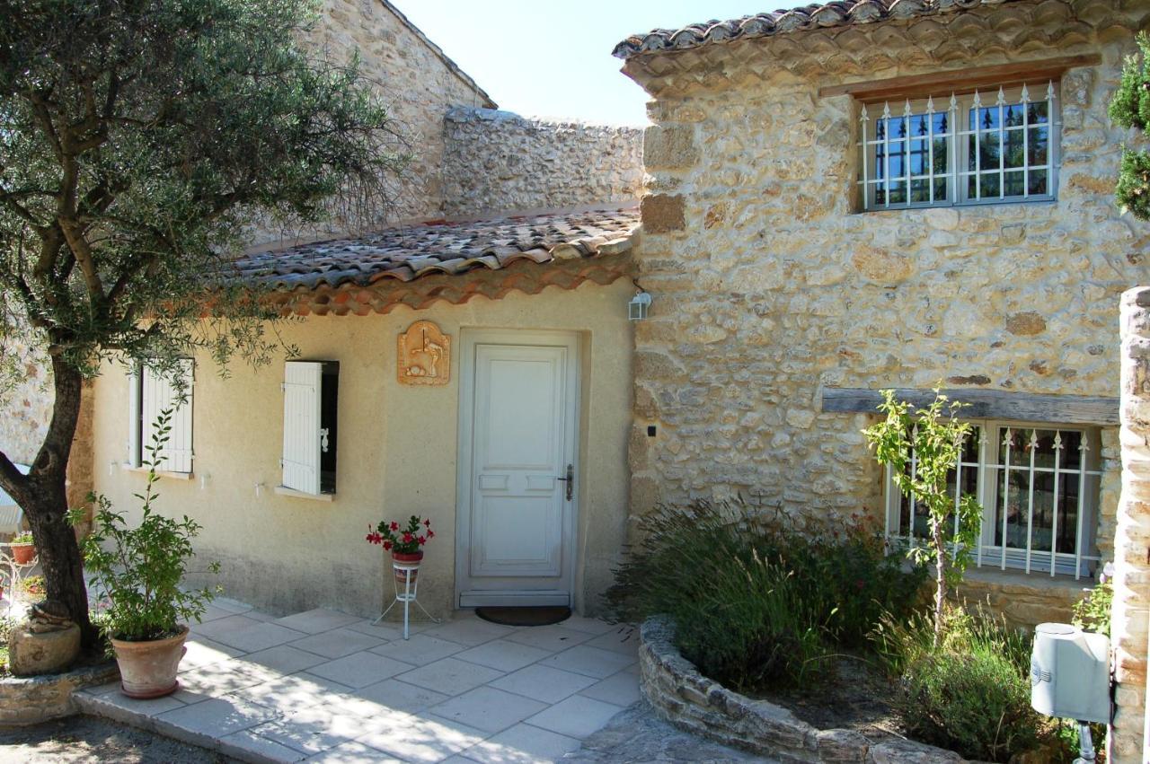 Le Mas Du Chat Bed & Breakfast Cavaillon Luaran gambar